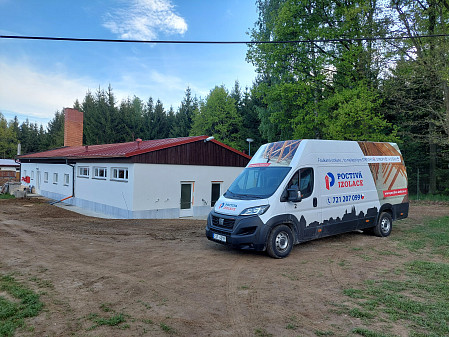 Izolace stropu zděného sociálního zázemí letního táboru v Jankově